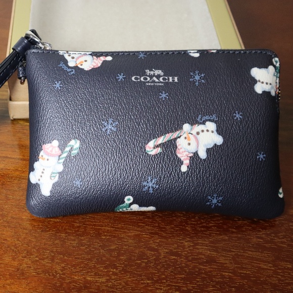 Coach Corner Zip Wristlet Snowman Snowman Charm 'C' Charm Midnight Blue NIB - Picture 1 of 6